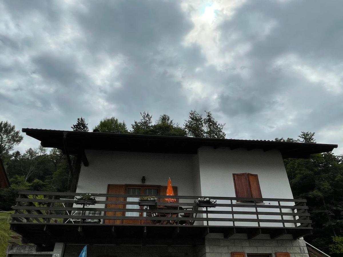 Villetta Casale Comano Terme Exteriör bild